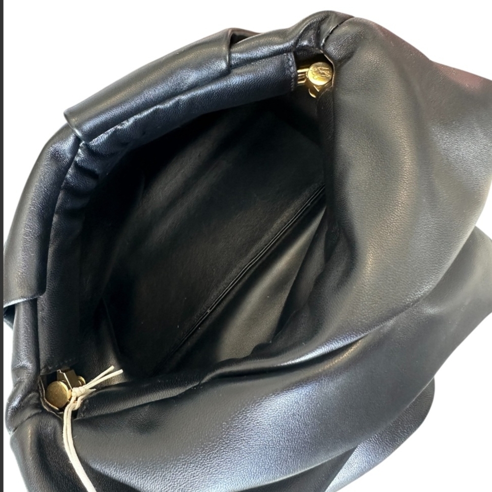 Burberry Black Rose Leather Clutch - Picture 5 of 8